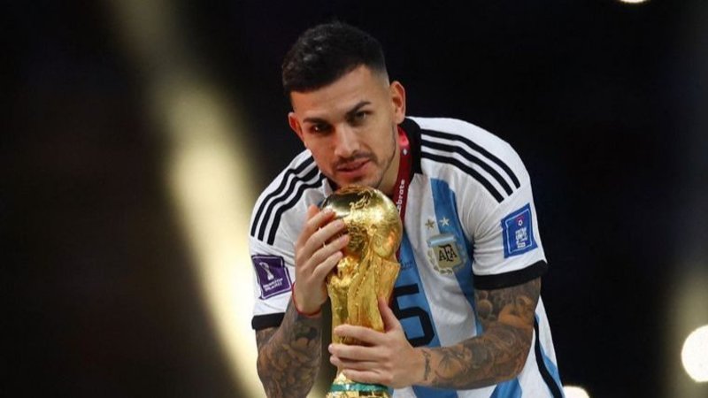 La banca absoluta de Leandro Paredes a Rodrigo De Paul tras las críticas: "Ninguna Selección"