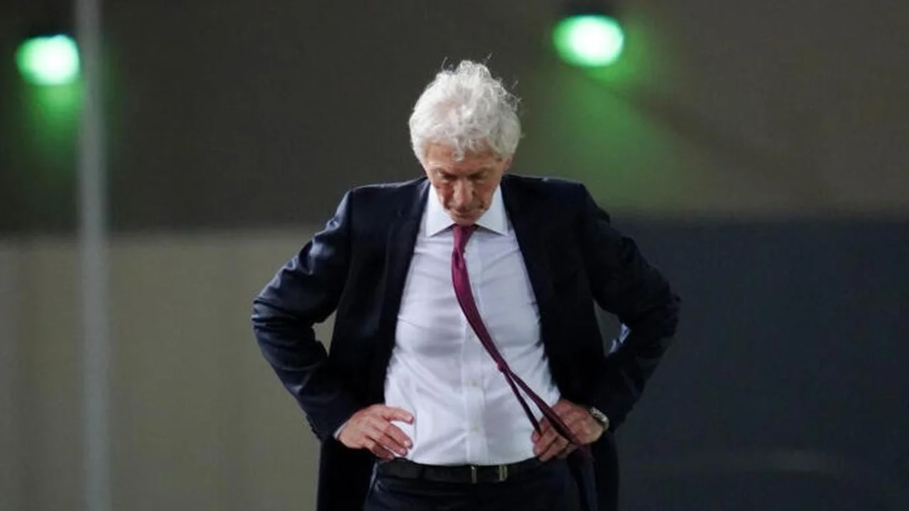 Federación de Venezuela anuncia oficialmente fin del ciclo de Pékerman como DT de la "vinotinto"