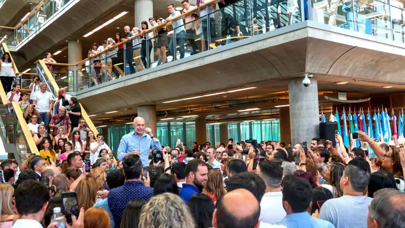 La Legislatura porteña eliminó el impuesto a las tarjetas de crédito 