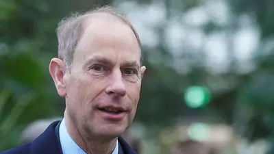 El rey británico Carlos III entrega el título de duque de Edimburgo al príncipe Eduardo El rey británico Carlos III entrega el título de duque de Edimburgo al príncipe Eduardo