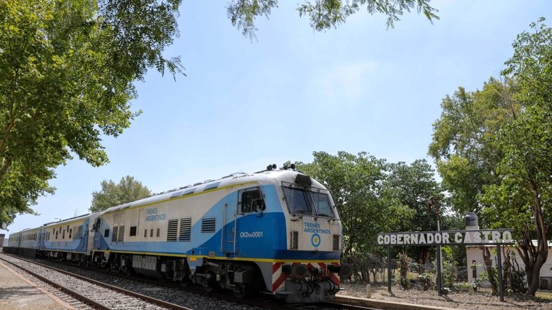 El tren de pasajeros vuelve a Gobernador Castro después de 30 años