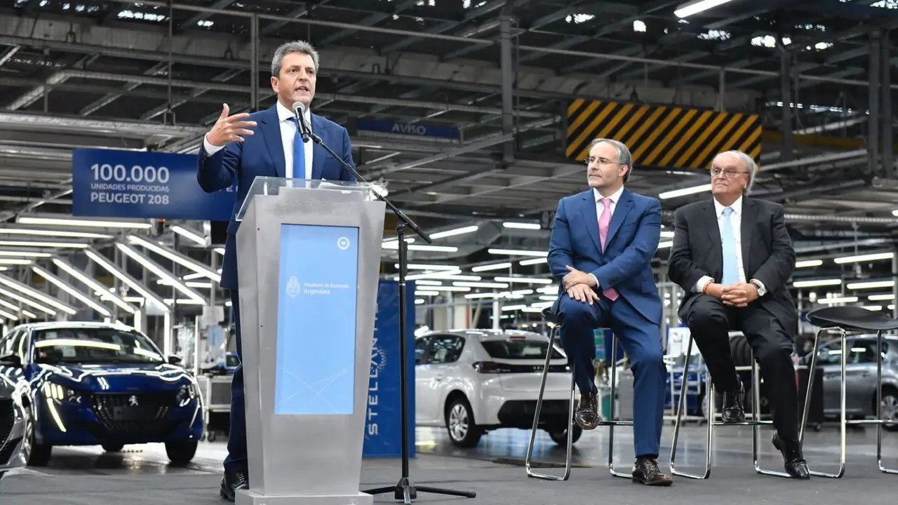 La industria automotriz alcanzó la máxima producción desde 2014