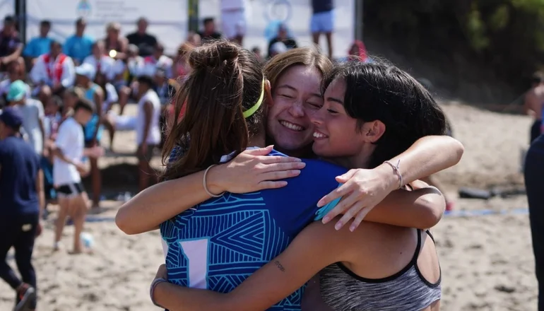 Santa Fe se impone en los Juegos Evita de Playa en Chapadmalal