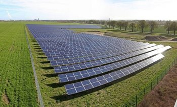 Desarrollan un parque solar en la Universidad de La Plata | Ciencia, tecnología y desarrollo sustentable