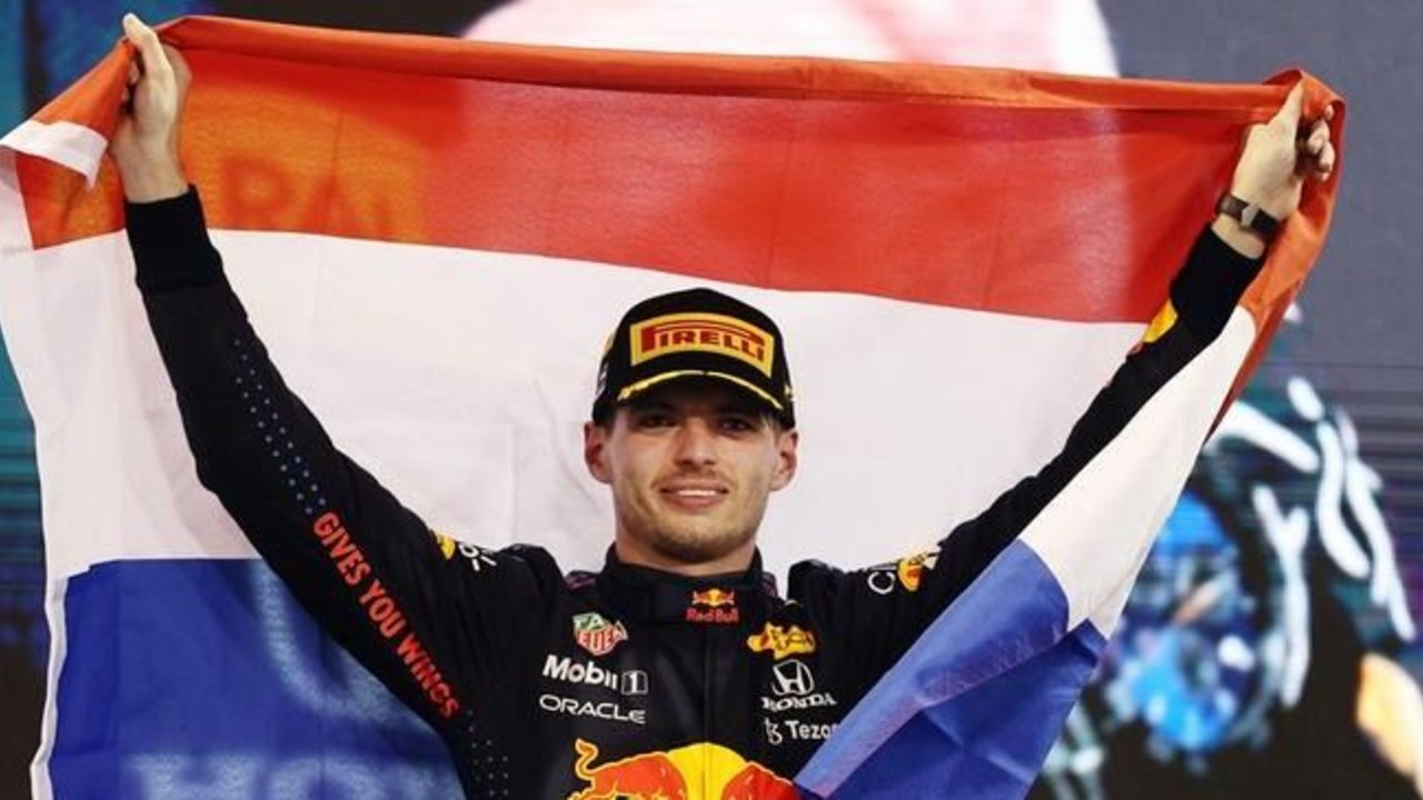 Cuántos años tiene Max Verstappen, campeón del mundo de la Fórmula 1 en 2021 y 2022.