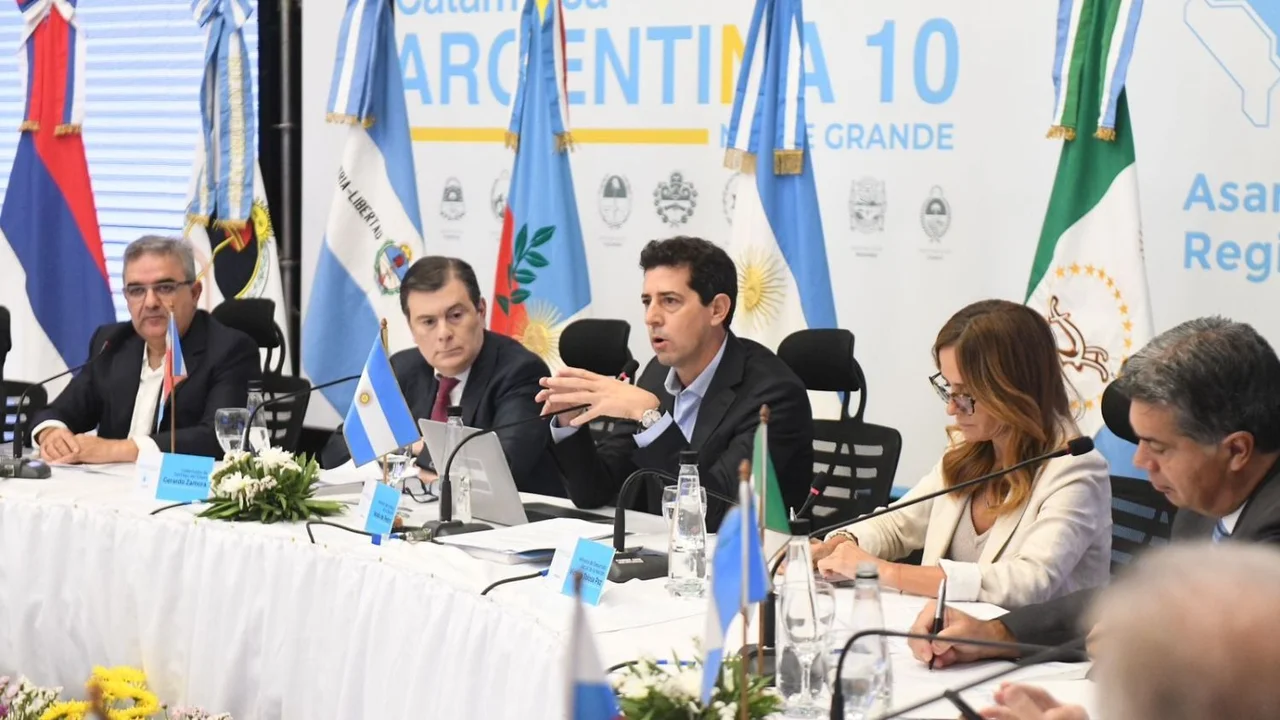 Wado junto a gobernadores : "El Norte Grande es un ejemplo de lo que hay que hacer"