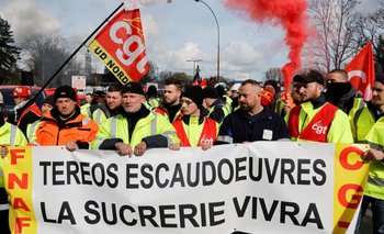 Tensión en Francia por las protestas contra la reforma de Macron | Francia