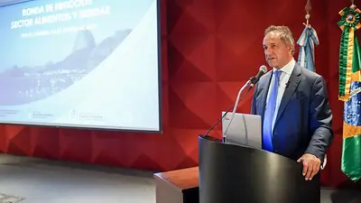 Scioli: "Estamos generando las condiciones para exportar cada vez más" Scioli: "Estamos generando las condiciones para exportar cada vez más"