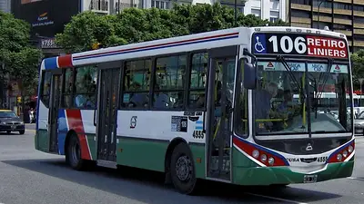 La UTA endurece su reclamo salarial y un paro de colectivos está a la vuelta de la esquina La UTA endurece su reclamo salarial y un paro de colectivos está a la vuelta de la esquina