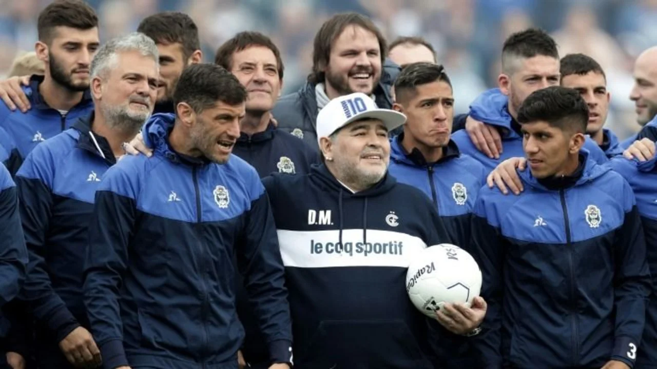 Diego Armando Maradona Sebastián "Gallego" Méndez