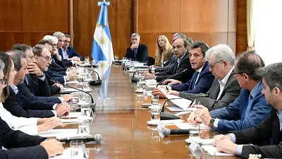Massa se reúne con banqueros y fondos de inversión Massa se reúne con banqueros y fondos de inversión
