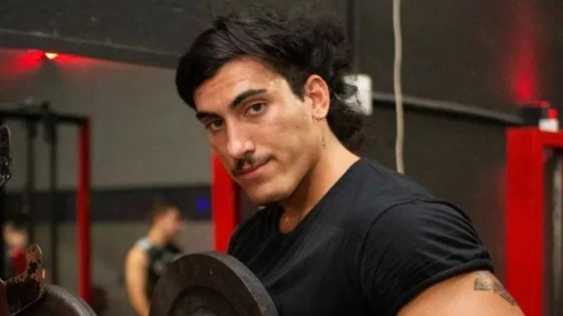 Tomás Holder