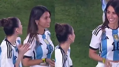 La divertida charla de Tini y Antonela Roccuzzo tras el triunfo de Argentina. La divertida charla de Tini y Antonela Roccuzzo tras el triunfo de Argentina.