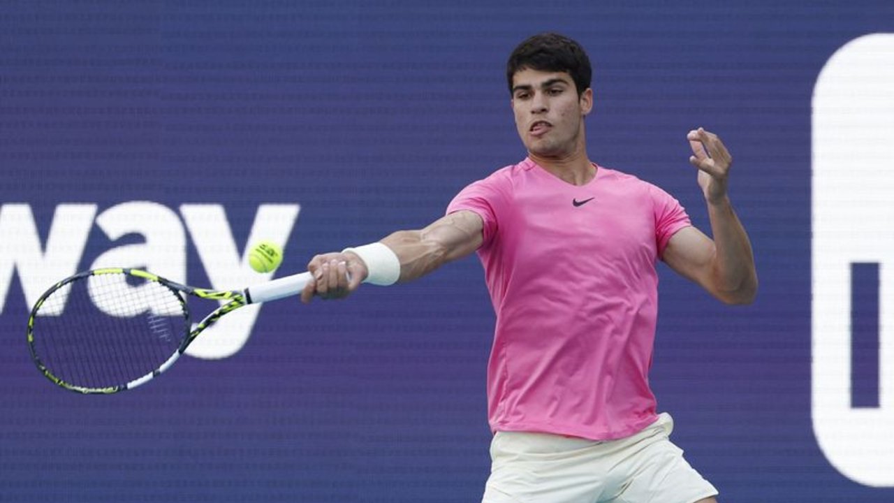 Alcaraz domina a Lajovic y Andreescu supera a Kenin en Miami