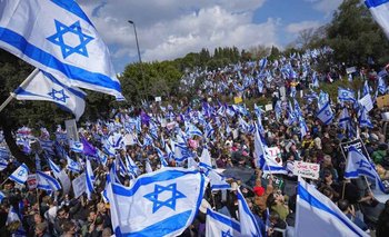 Huelgas y protestas masivas ponen contra las cuerdas a Netanyahu | Israel 