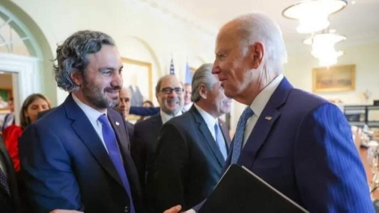 Cafiero confirmó el apoyo Biden a la Argentina en la negociación con el FMI
