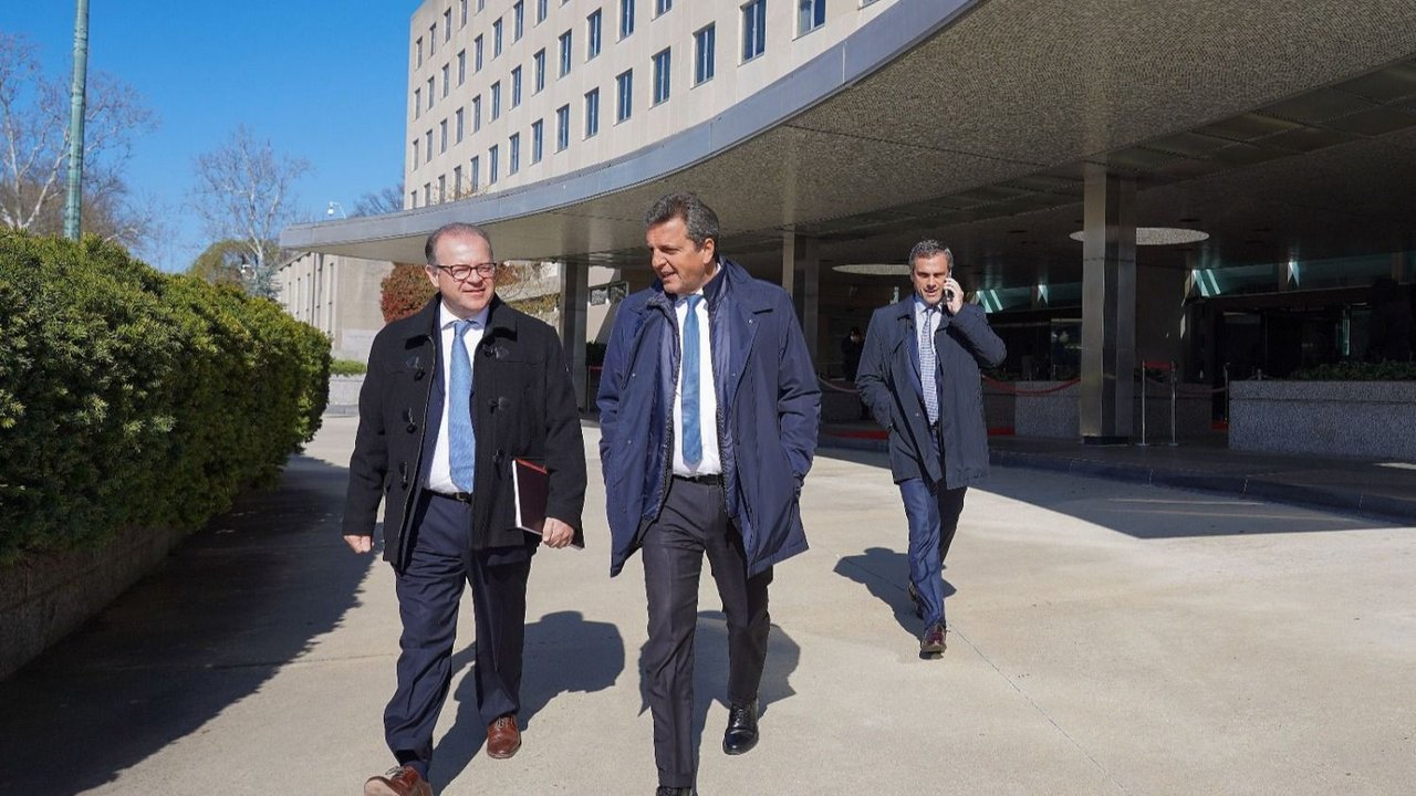 Massa viaja a Washington para reunirse con el Tesoro, FMI y el Banco Mundial