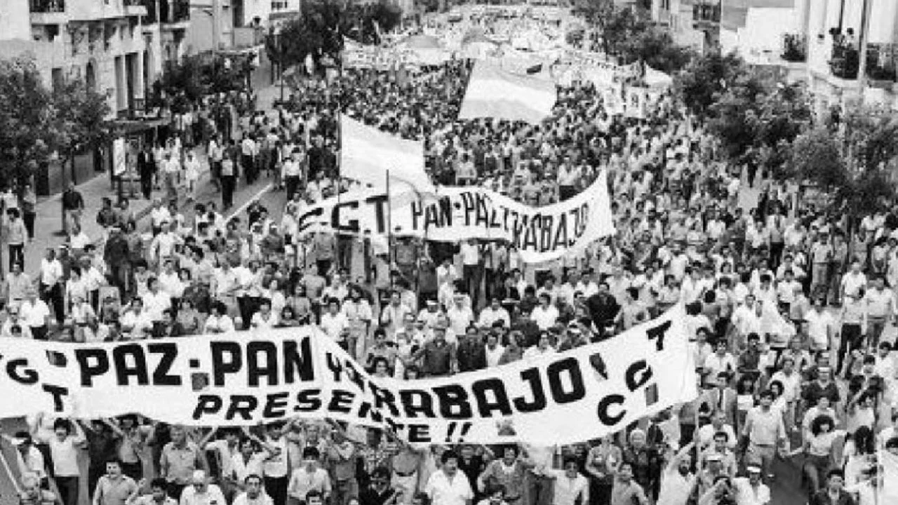 30 de marzo de 1982: el día en que los sindicatos se le plantaron a la dictadura 