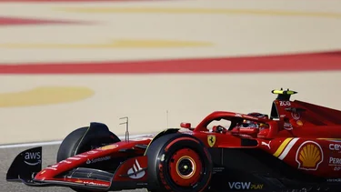 Sainz marca el ritmo con Ferrari en los últimos entrenamientos del GP de Baréin
