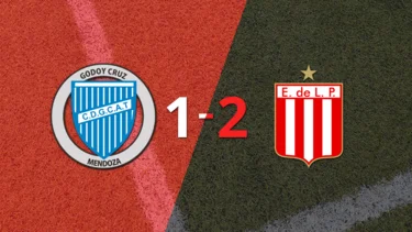 Estudiantes sacó el triunfo 2-1 en su visita a Godoy Cruz