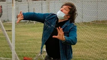 Ex compañero de Milei en San Lorenzo reveló cuánto mide: "No llegaba"