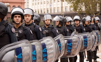 Bullrich rompió el techo de paritarias y dió un aumento del 9% a Fuerzas de Seguridad | Fuerzas de seguridad