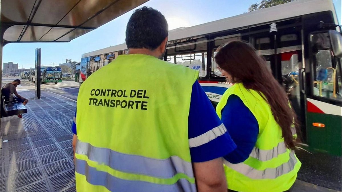 Comenzó el paro de colectivos en el AMBA y el Gobierno amenaza a las ...