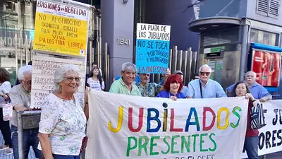 ADIÓS A LA JUBILACIÓN PARA LAS MUJERES: el fuerte cambio que decreta la Ley Bases ADIÓS A LA JUBILACIÓN PARA LAS MUJERES: el fuerte cambio que decreta la Ley Bases