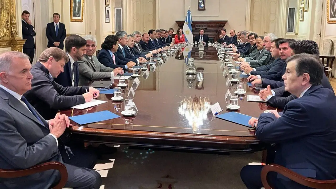 El Gobierno pone a prueba el "Pacto de Mayo" en la reunión con los gobernadores