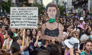 Sus vidas están marcadas por el femicidio y hoy le dicen basta a Milei | Marcha antifascista