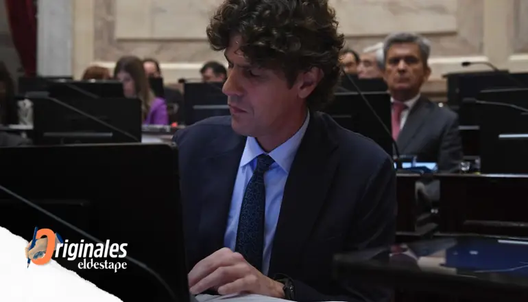La UCR apoya a las universidades y se planta decisiva por Aerolíneas