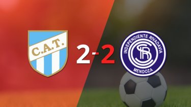 Atlético Tucumán e Independiente Riv. (M) igualaron 2 a 2