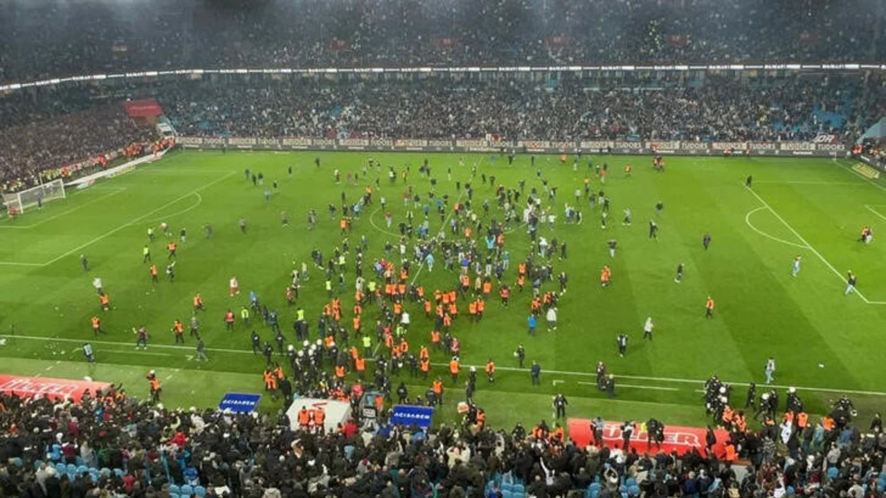 Fenerbahçe evalúa retirarse de la Superliga turca tras agresión a sus jugadores