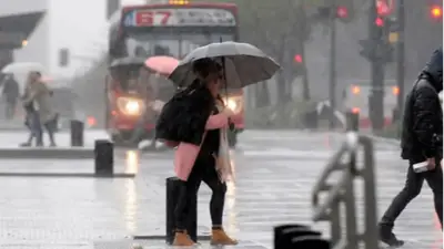 Trenes interrumpidos y vuelos cancelados: cómo se ve afectado el transporte por la tormenta en el AMBA Trenes interrumpidos y vuelos cancelados: cómo se ve afectado el transporte por la tormenta en el AMBA