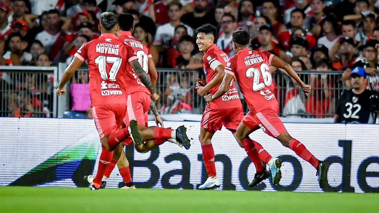 Argentinos Juniors vs Racing Montevideo, por Copa Sudamericana: horario, tv y cómo ver on line