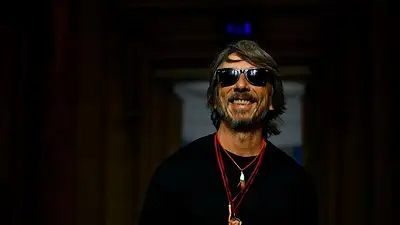 Pierpaolo Piccioli, director creativo de Valentino, deja el cargo tras 25 años Pierpaolo Piccioli, director creativo de Valentino, deja el cargo tras 25 años