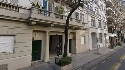 Tragedia en Recoleta: murió un joven de 25 años al incendiarse su departamento Tragedia en Recoleta: murió un joven de 25 años al incendiarse su departamento