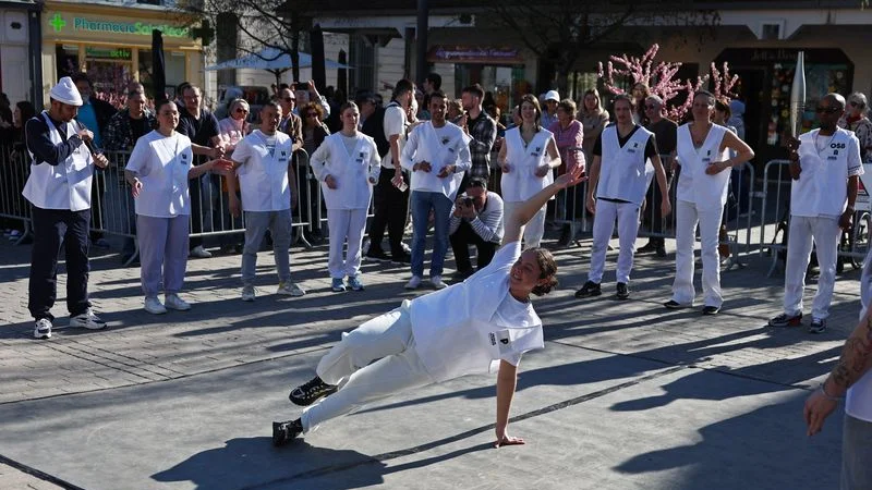 Seleccionan a alrededor de 45.000 voluntarios para los Juegos París 2024