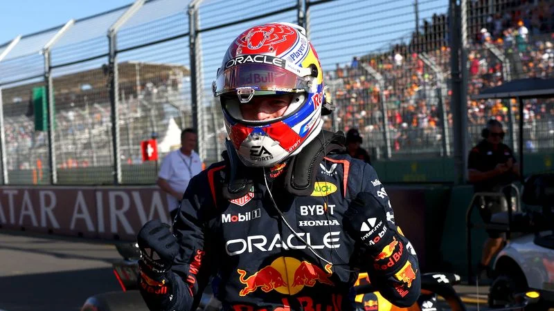 Verstappen continúa con la perfección logrando la pole en Australia