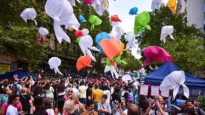 Histórico: las organizaciones de DDHH marchan "en unidad" contra el negacionismo de Milei Histórico: las organizaciones de DDHH marchan "en unidad" contra el negacionismo de Milei