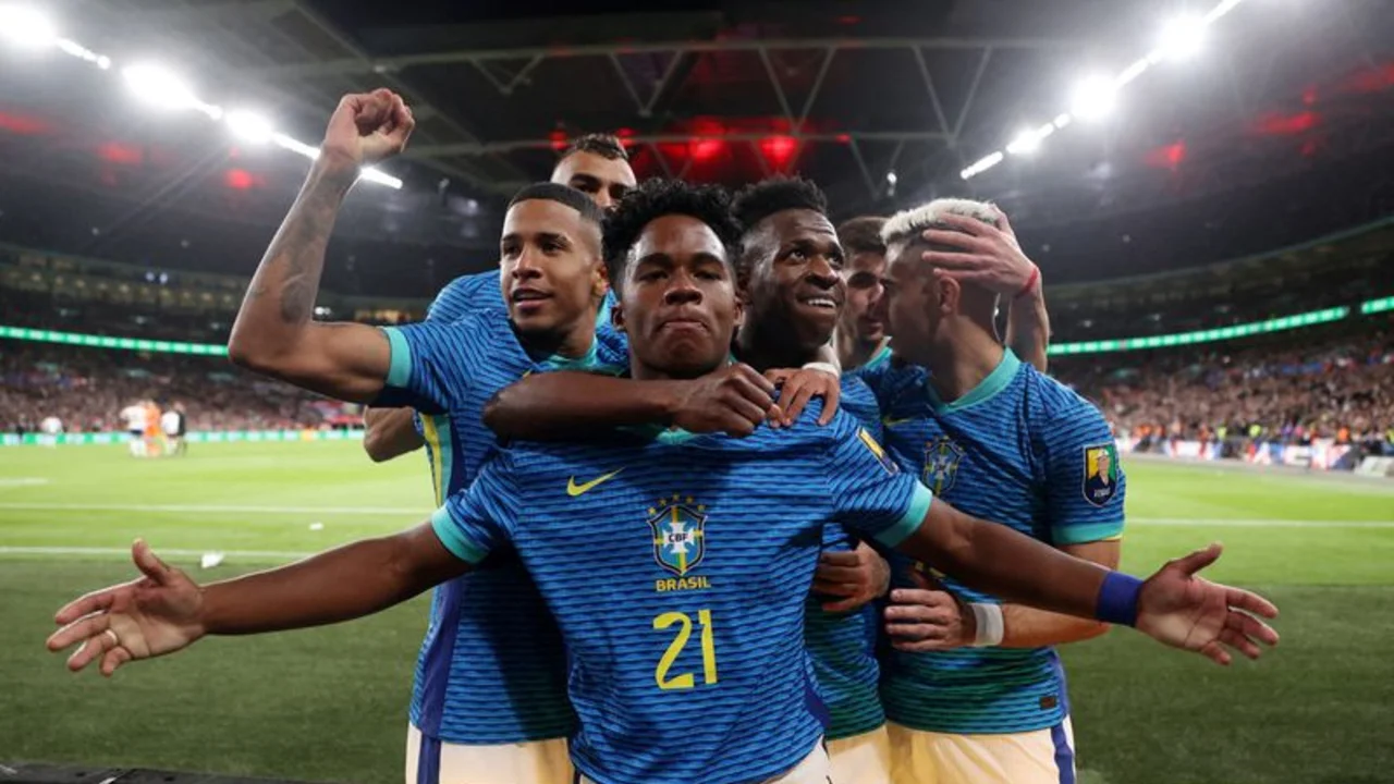 DT de Brasil augura grandes cosas en el futuro de Endrick tras gol de la victoria ante Inglaterra