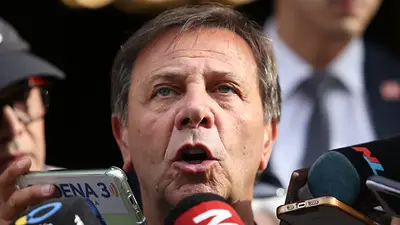 Zago responsabilizó a Sturzenegger por la catástrofe en el Senado: "Se cree el dueño de la verdad" Zago responsabilizó a Sturzenegger por la catástrofe en el Senado: "Se cree el dueño de la verdad"