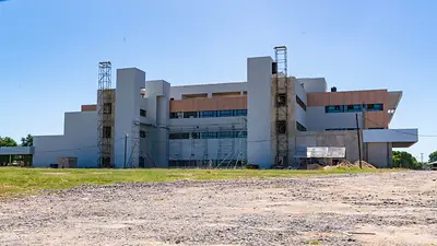 Insfrán apuesta a la salud pública en la provincia: el gobernador anunció la finalización de un nuevo hospital con fondos propios Insfrán apuesta a la salud pública en la provincia: el gobernador anunció la finalización de un nuevo hospital con fondos propios