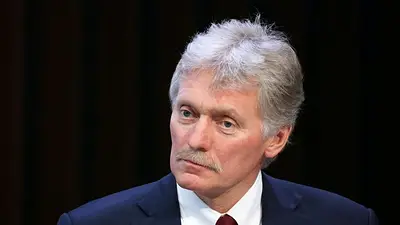 El Kremlin dice que alguien debe obligar a Zelenski a acordar la paz tras su enfrentamiento con Trump El Kremlin dice que alguien debe obligar a Zelenski a acordar la paz tras su enfrentamiento con Trump