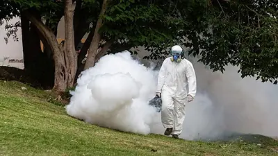Fuerte operativo de fumigación: La Rioja realizó desinfecciones en espacios públicos para combatir el dengue Fuerte operativo de fumigación: La Rioja realizó desinfecciones en espacios públicos para combatir el dengue