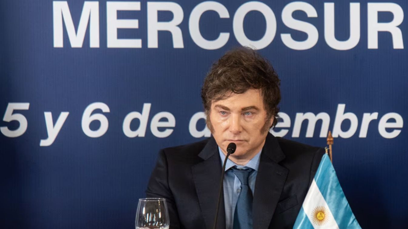 Tras el anuncio de Trump, Milei prepara la salida del Mercosur