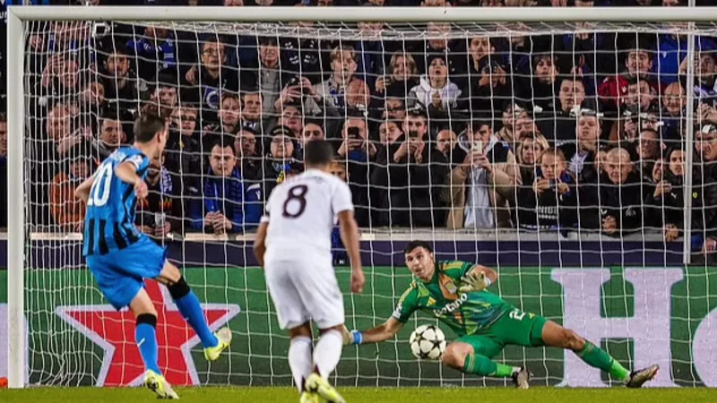 Aston villa emi martinez