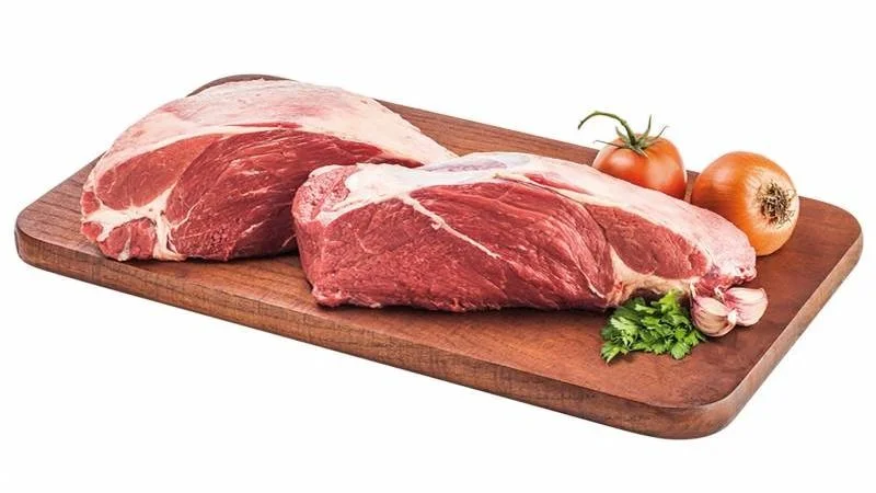 Cuál es el corte de carne ideal para hacer churrascos y que es mucho más barato que las costeletas o el bife de chorizo. Cómo hacer el churrasco de paleta.