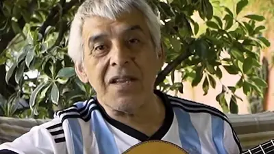 Peteco Carabajal emocionado Peteco Carabajal emocionado