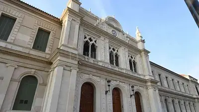 Las universidades sufren el ajuste de Milei: el rector de la UNL advirtió por una pérdida de la "calidad educativa" Las universidades sufren el ajuste de Milei: el rector de la UNL advirtió por una pérdida de la "calidad educativa"